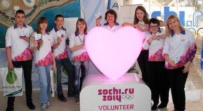 International Experts Teach Sochi 2014 Volunteers Best Practice for Engaging with People with a Disability