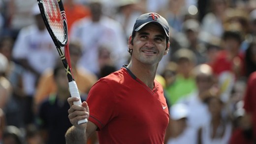 Roger Federer eyes elusive prize